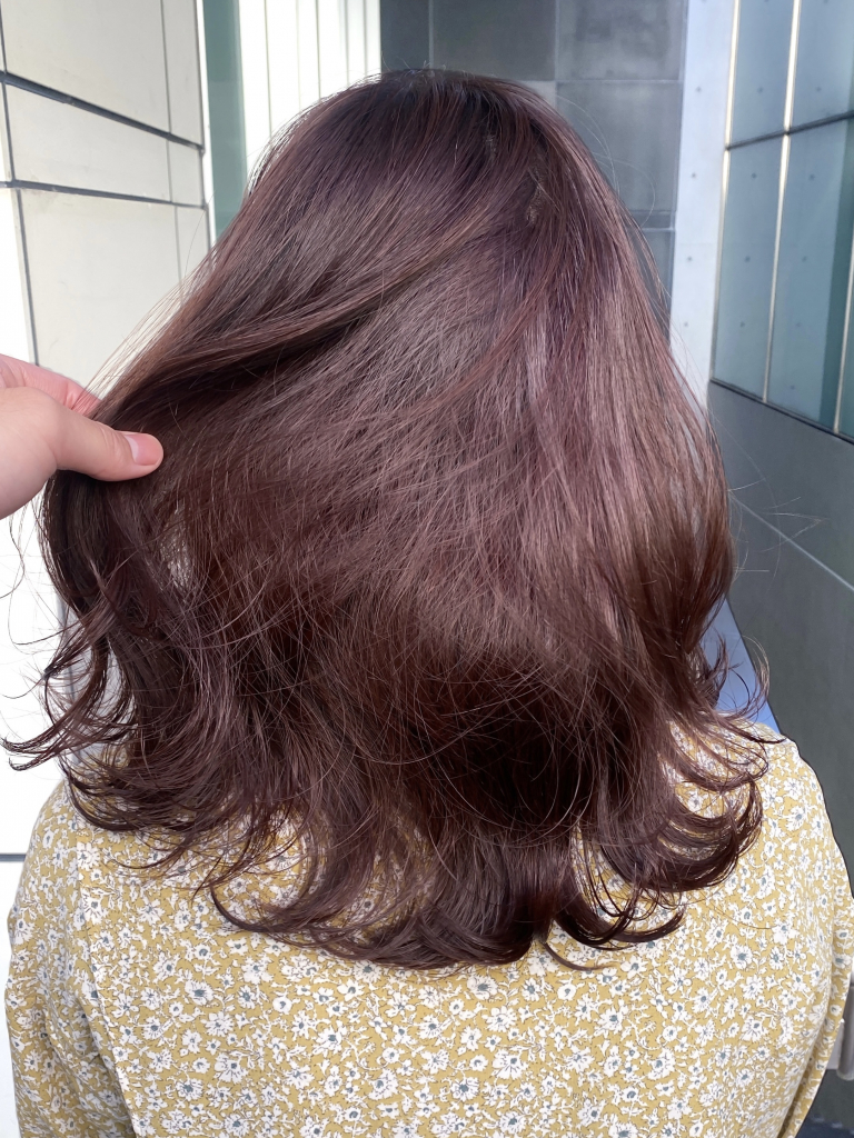 原宿・表参道にある日本を代表するトレンド美容室・美容院「Tierra(ティエラ)」のヘアスタイル「ルビーグレージュ」の拡大画像