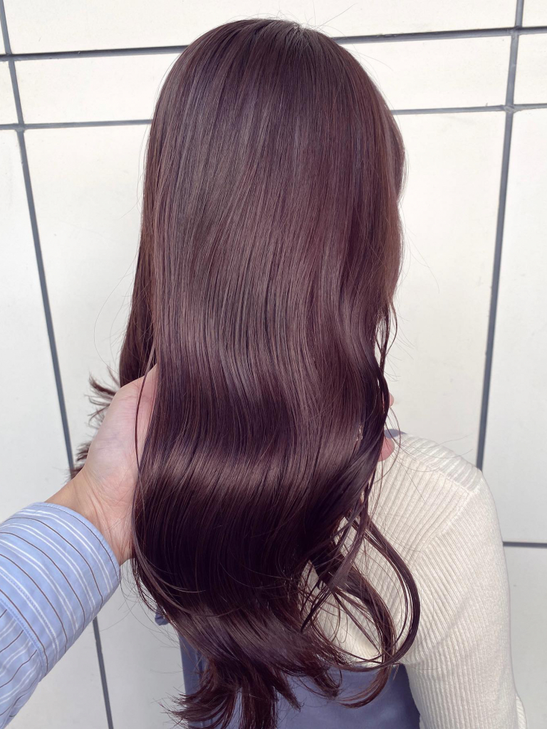 原宿・表参道にある日本を代表するトレンド美容室・美容院「Tierra(ティエラ)」のヘアスタイル「ルビーグレージュ」の拡大画像