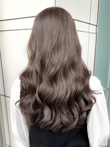 スタッフ「スガ　シュンスケ　」が担当したヘアスタイル「ココアグレージュ」