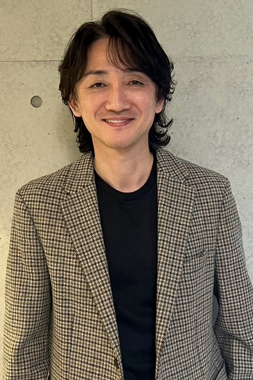 原宿・表参道にある日本を代表するトレンド美容室・美容院「Tierra（ティエラ）」のスタッフ「三笠　竜哉」の画像